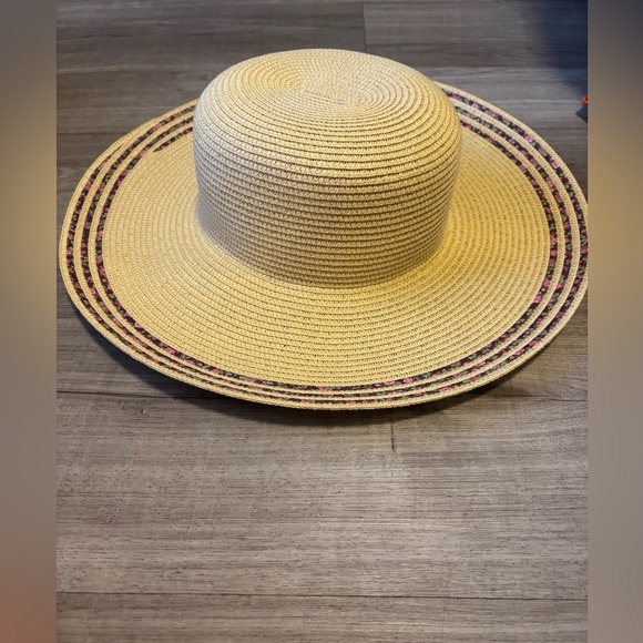 Brand new Sloggers size M adjustable hat - Picture 1 of 2